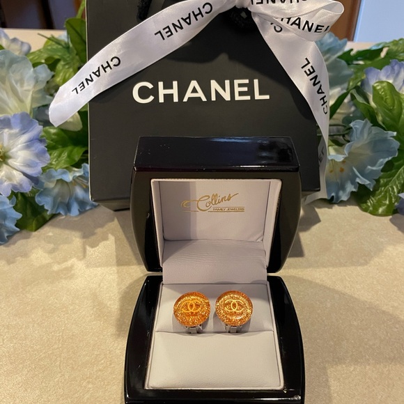 Rare CHANEL interlocking CC glitter resin earrings - Picture 2 of 7